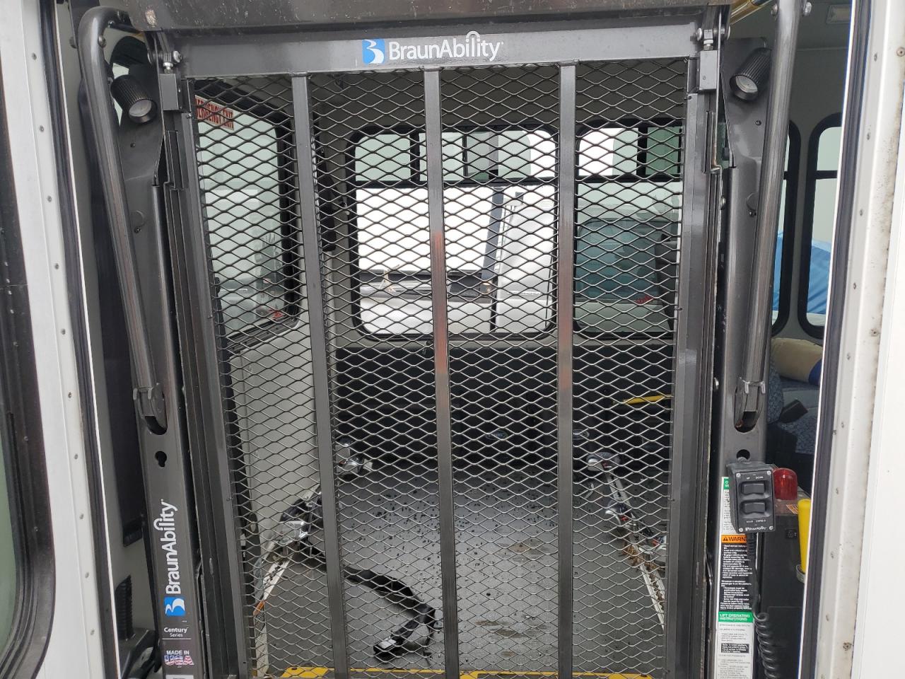 2016 Ford Econoline Van E-350 VIN: 1FDEE3FS1GDC53585 Lot: 71219995