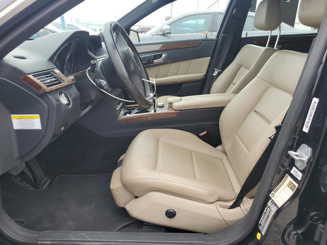 2011 Mercedes-Benz E 350 VIN: WDDHF5GB6BA416417 Lot: 81946745
