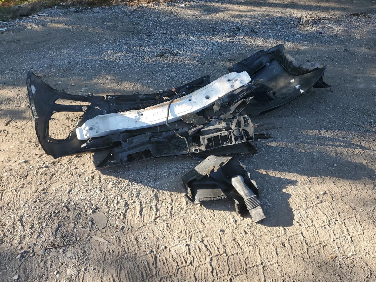 2010 Mazda 3 S VIN: JM1BL1H58A1143893 Lot: 71963895