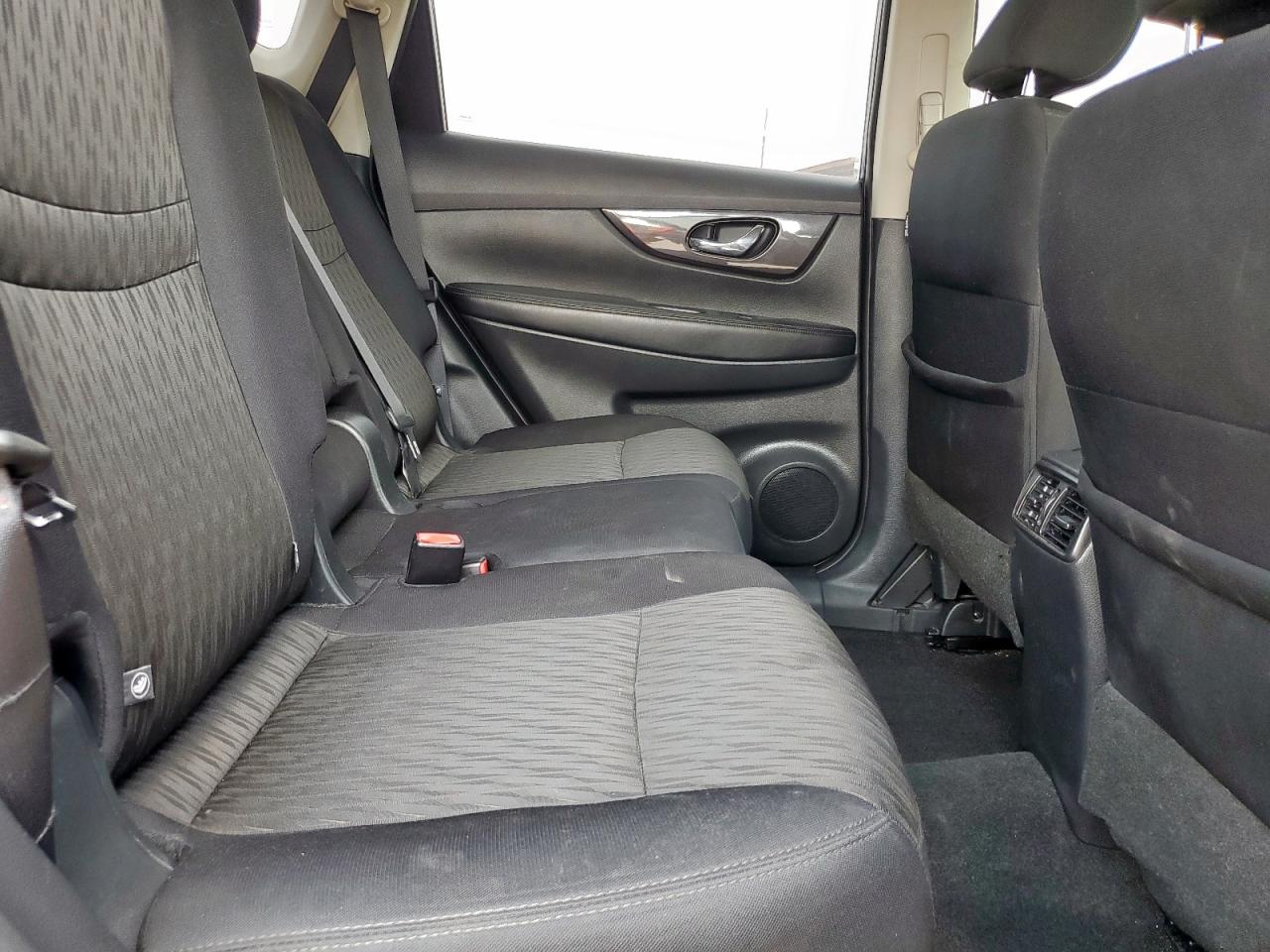 2018 Nissan Rogue S VIN: 5N1AT2MV1JC728385 Lot: 80853055