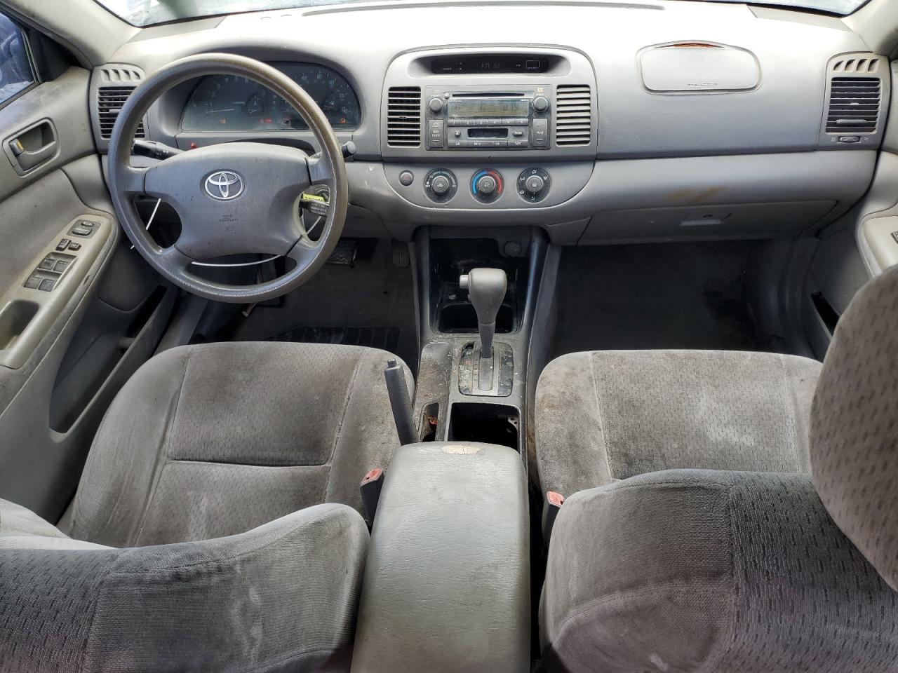 2004 Toyota Camry Le VIN: 4T1BE32K24U288673 Lot: 70783355