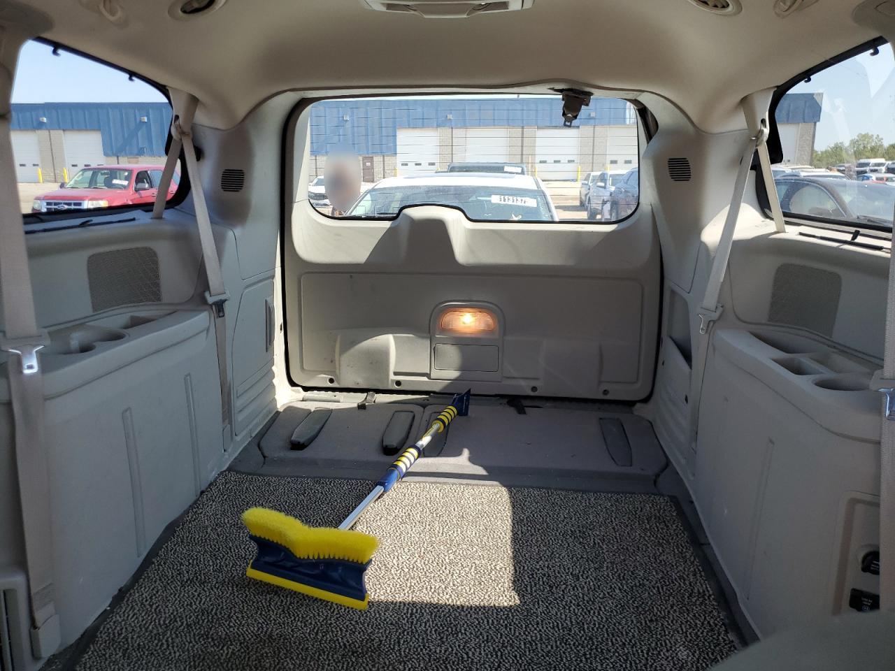 2010 Chrysler Town & Country Touring VIN: 2A4RR5D15AR315617 Lot: 80949885