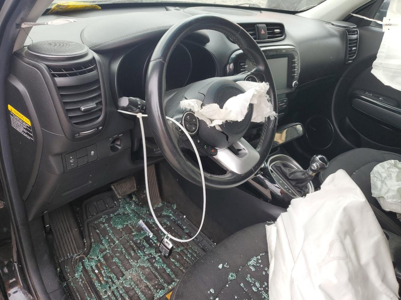 2017 Kia Soul + VIN: KNDJP3A5XH7473385 Lot: 80686285