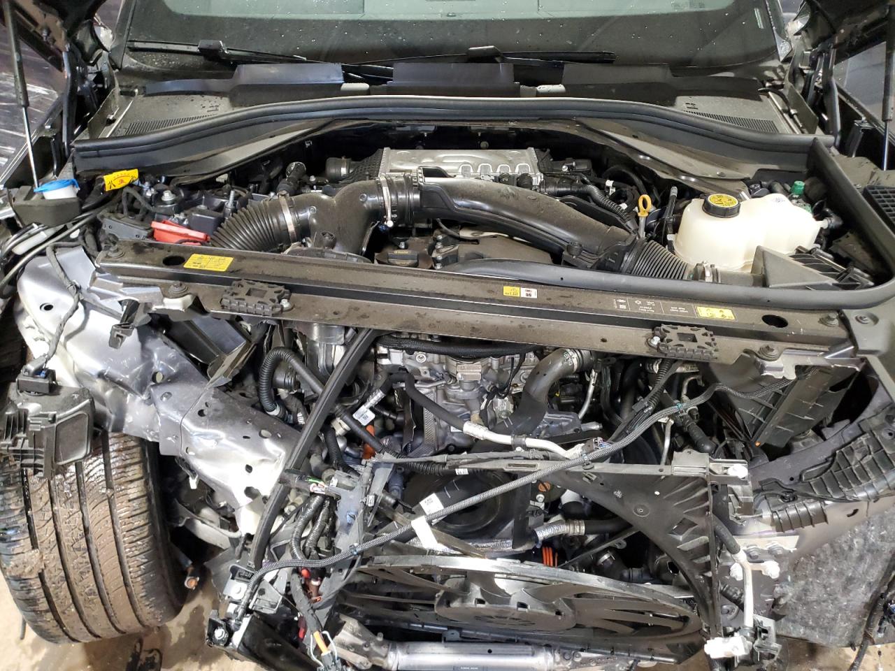 2025 Land Rover Range Rover Se VIN: SALKP9F44SA274763 Lot: 71850015