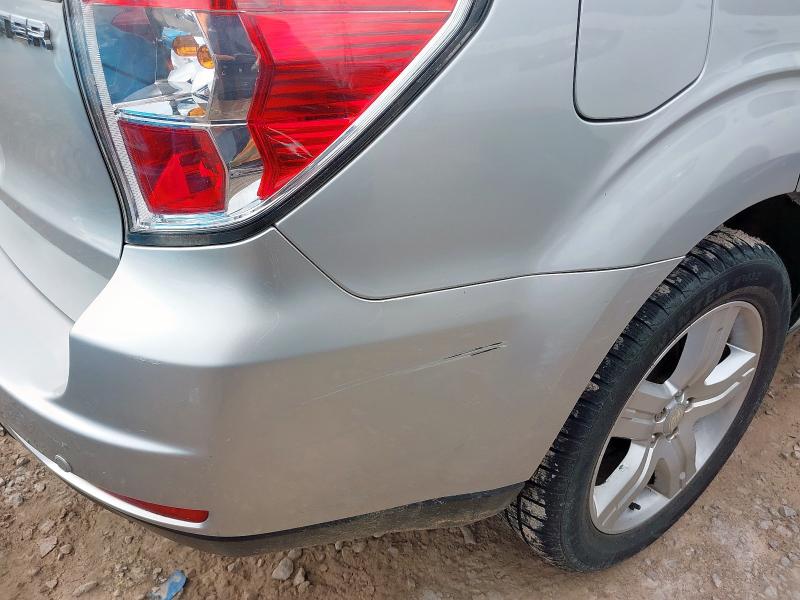 2010 SUBARU FORESTER XS