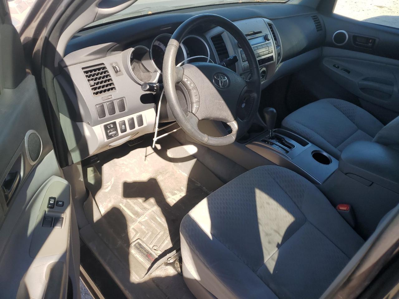 2011 Toyota Tacoma Access Cab VIN: 5TFTX4CN7BX010672 Lot: 81860135