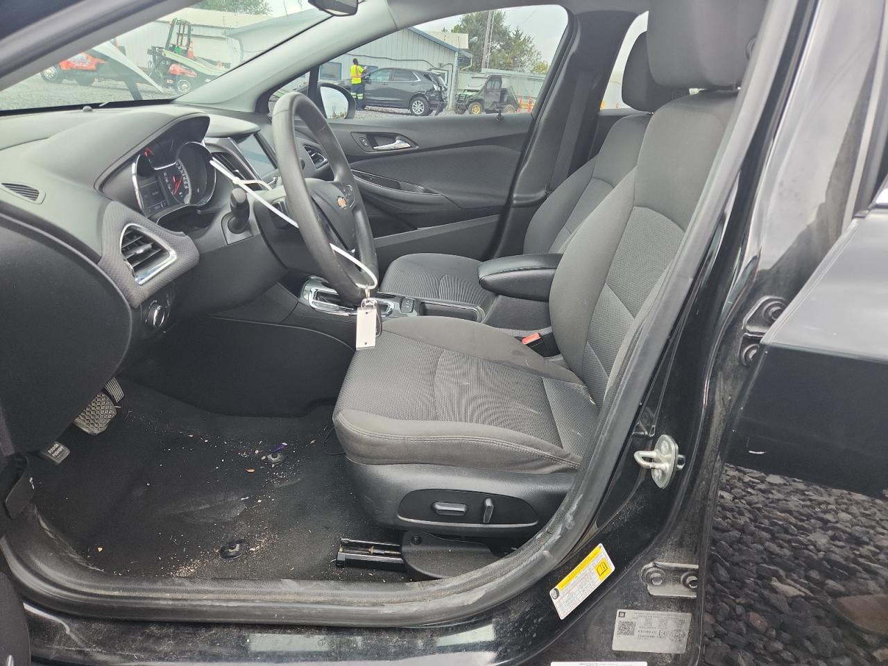 2019 Chevrolet Cruze Lt VIN: 1G1BE5SM8K7138671 Lot: 81685005