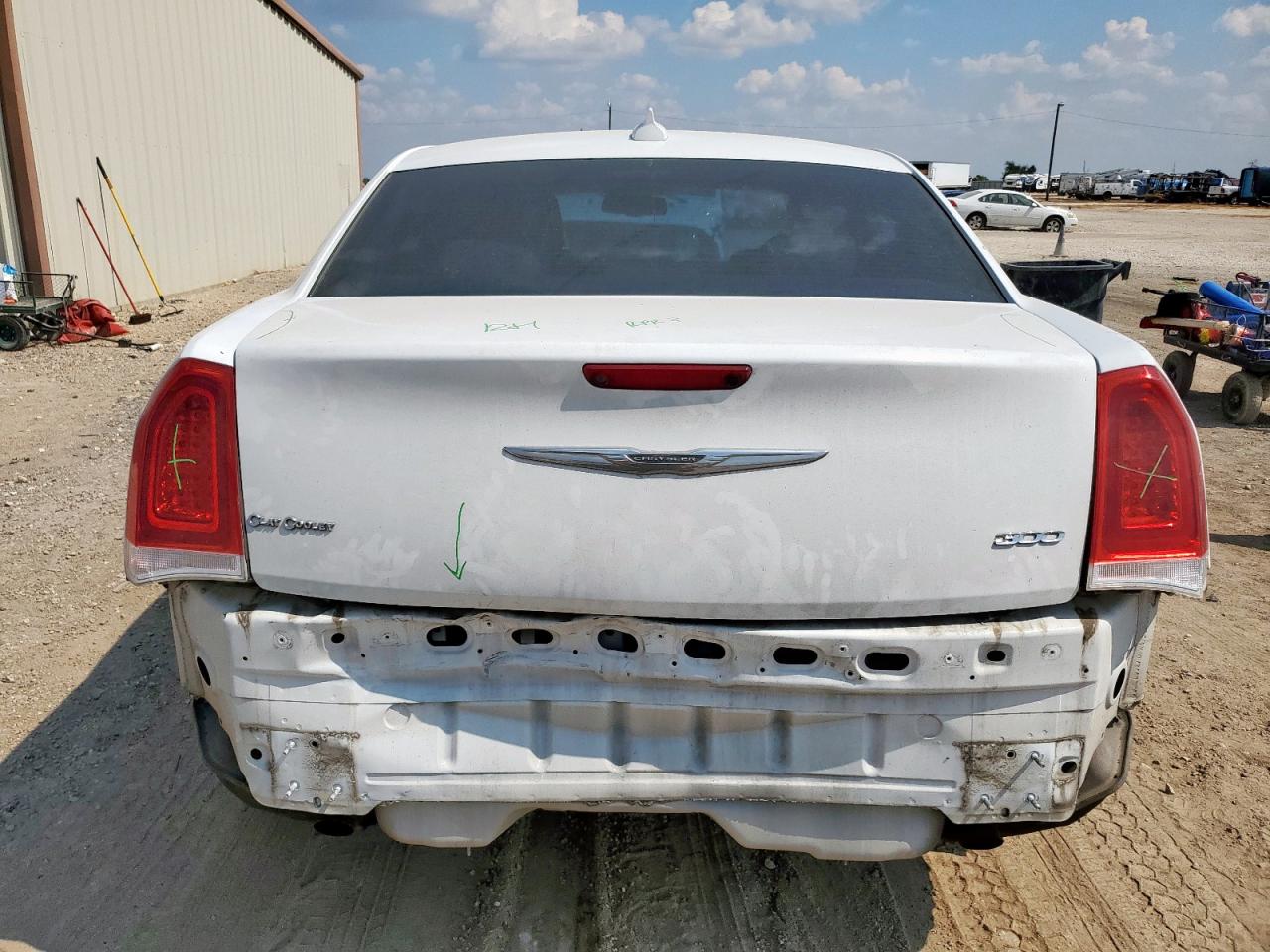 2016 Chrysler 300 Limited VIN: 2C3CCAAG2GH207005 Lot: 80636715