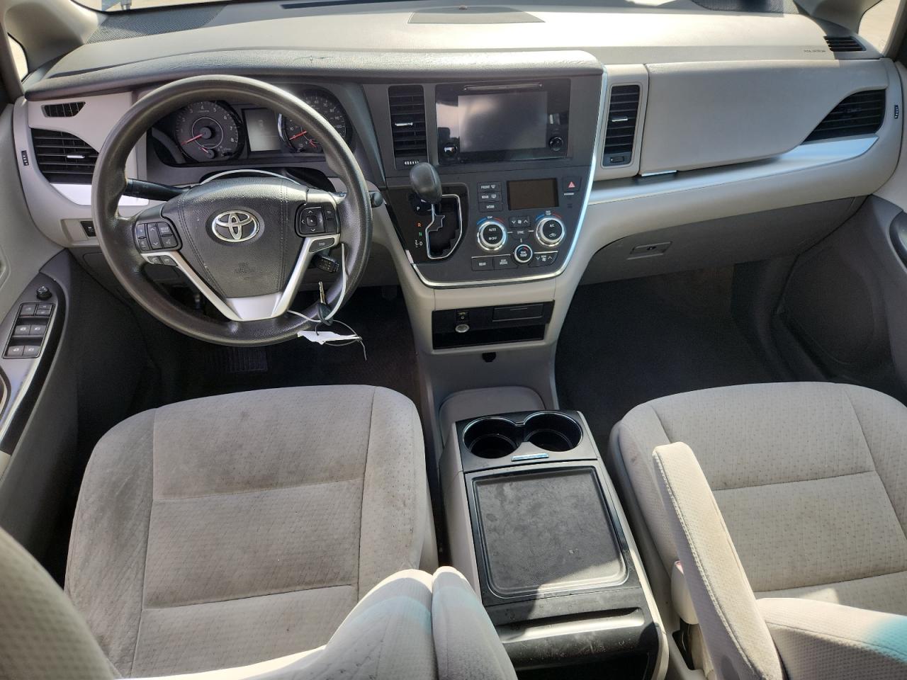 2015 Toyota Sienna Le VIN: 5TDKK3DC5FS558473 Lot: 81761805