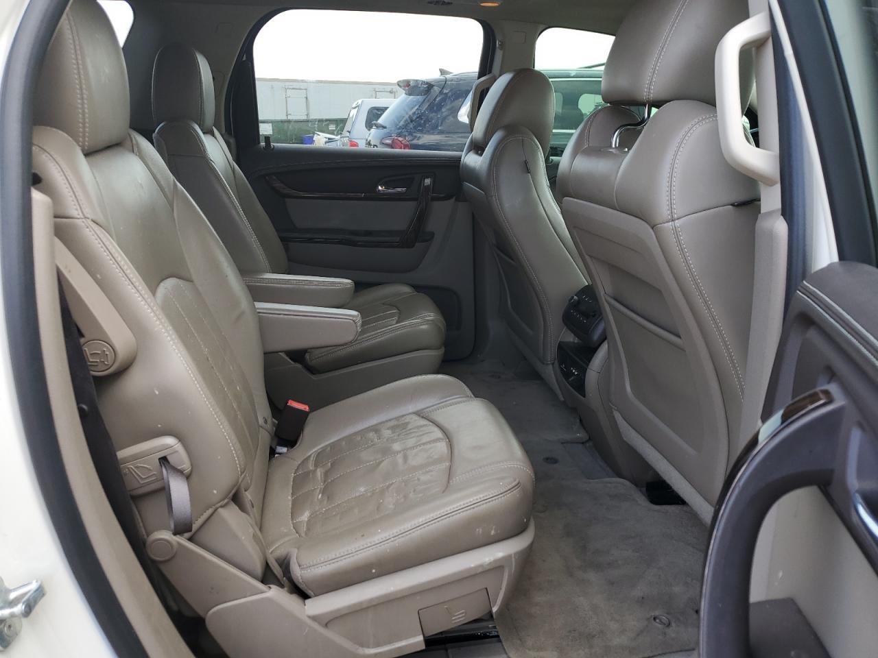 2013 GMC Acadia Denali VIN: 1GKKVTKD8DJ140944 Lot: 71267115