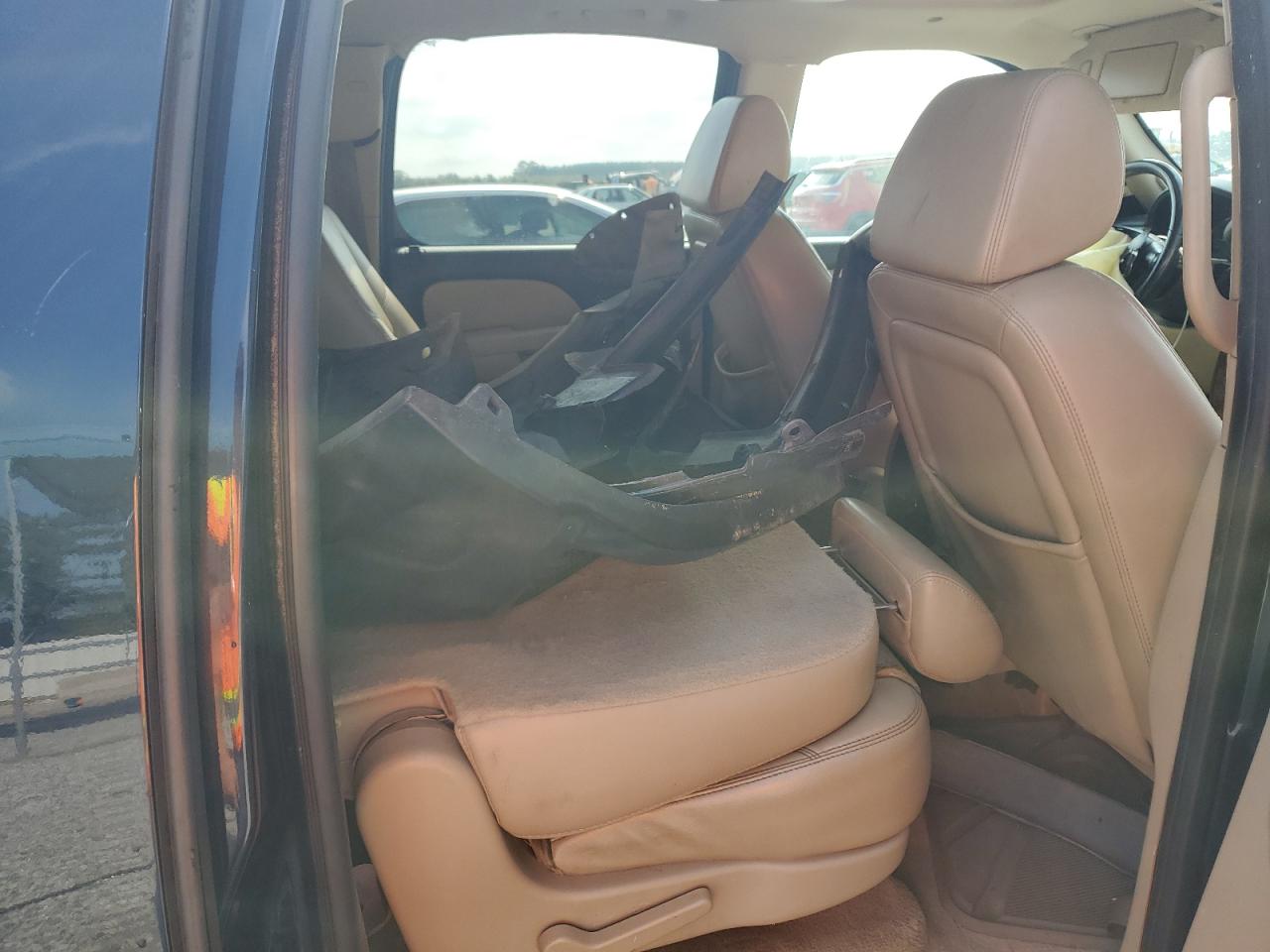 2007 Chevrolet Suburban C1500 VIN: 1GNFC16087J195534 Lot: 81477275