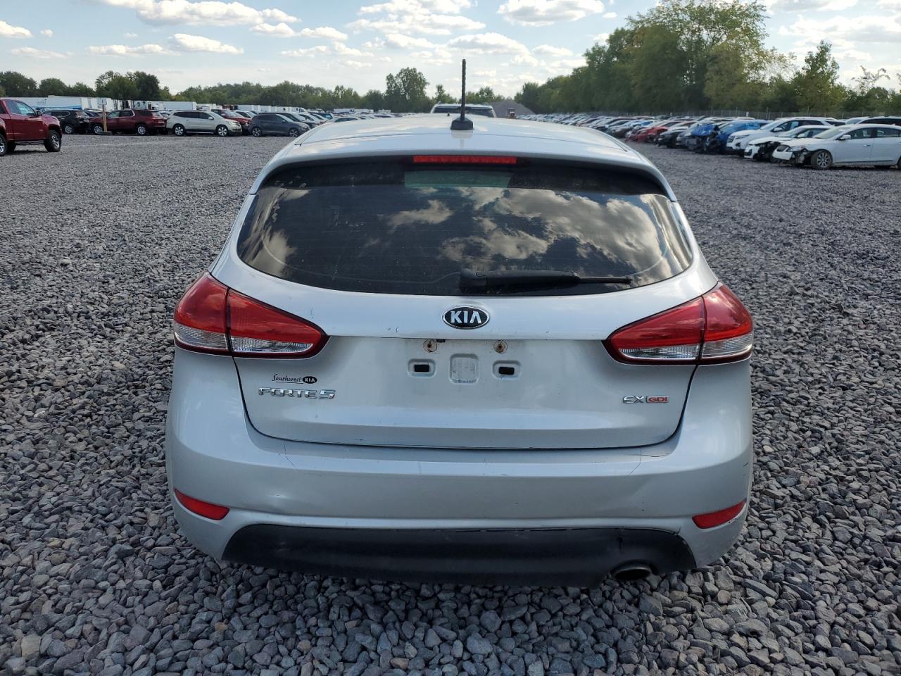 2017 Kia Forte Lx VIN: KNAFK5A87H5669612 Lot: 71224485