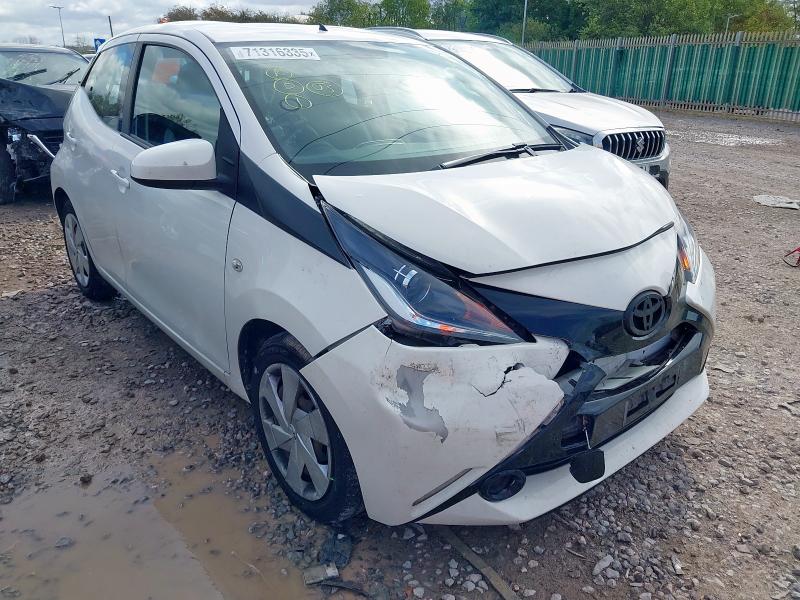 2015 TOYOTA AYGO X-PLAY VVT-I CVT 