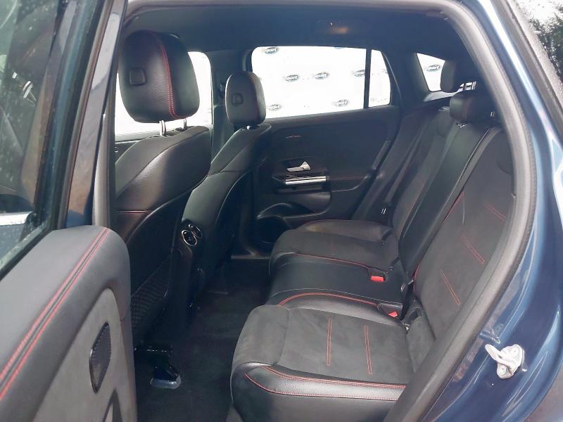 2021 MERCEDES-BENZ GLA 200 AMG LINE PREMIUM 