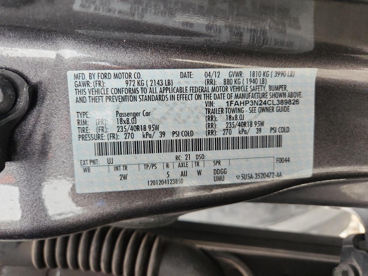 2012 Ford Focus Titanium VIN: 1FAHP3N24CL389826 Lot: 82101595