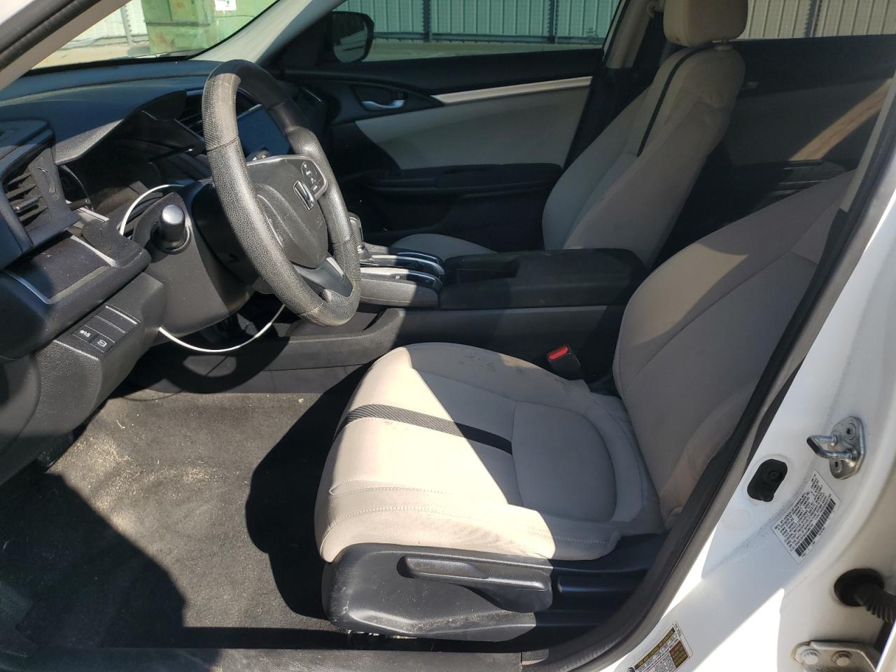 2018 Honda Civic Lx VIN: 2HGFC2F50JH586746 Lot: 80567515