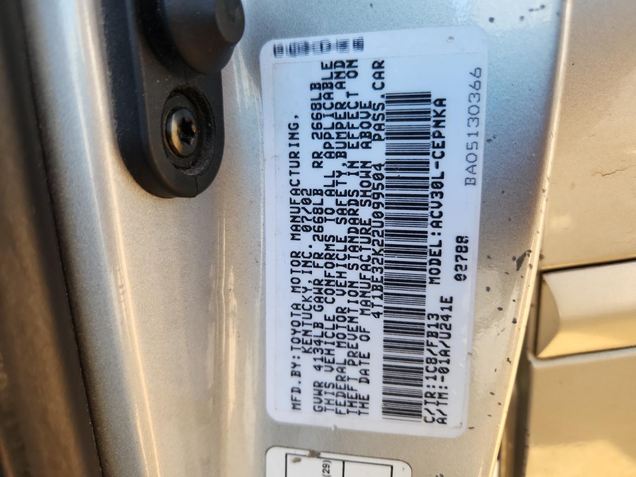 2002 Toyota Camry Le VIN: 4T1BE32K22U099504 Lot: 84383075