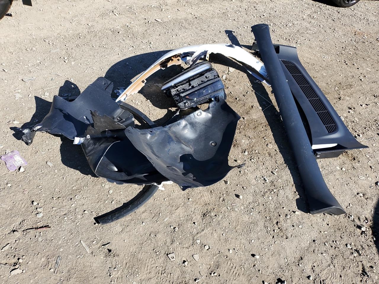 2026 Tesla Model Y VIN: 7SAYGDEEXTF326293 Lot: 71283215