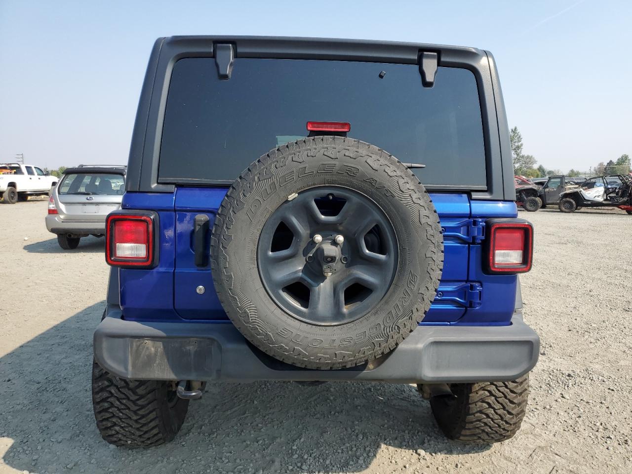 2018 Jeep Wrangler Unlimited Sport VIN: 1C4HJXDN6JW293772 Lot: 71725535