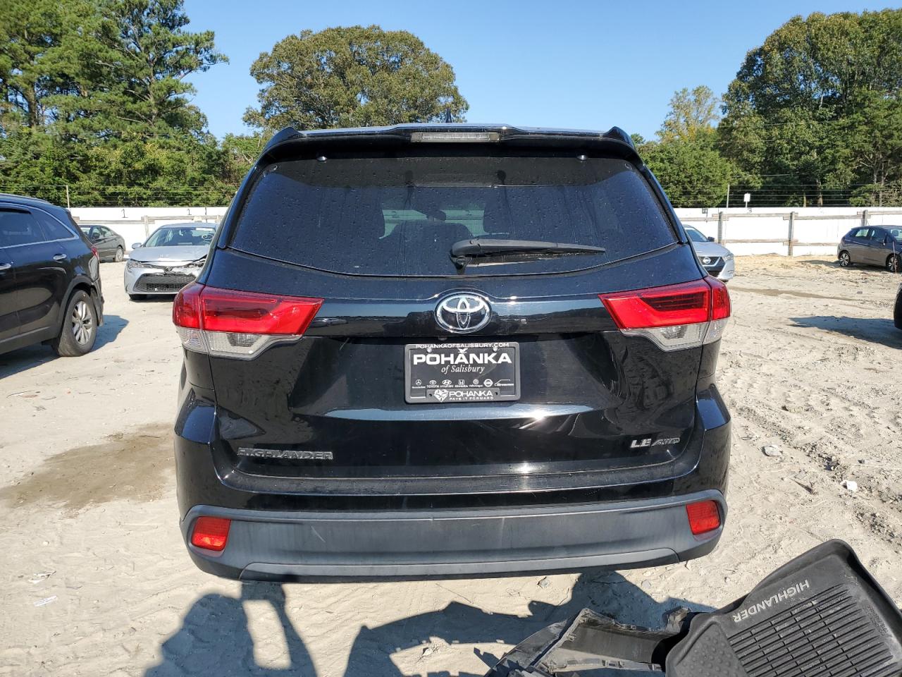 2019 Toyota Highlander Le VIN: 5TDBZRFH5KS709233 Lot: 71224945