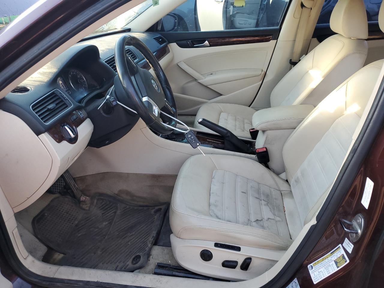 2012 Volkswagen Passat Sel VIN: 1VWCN7A30CC034214 Lot: 81192425