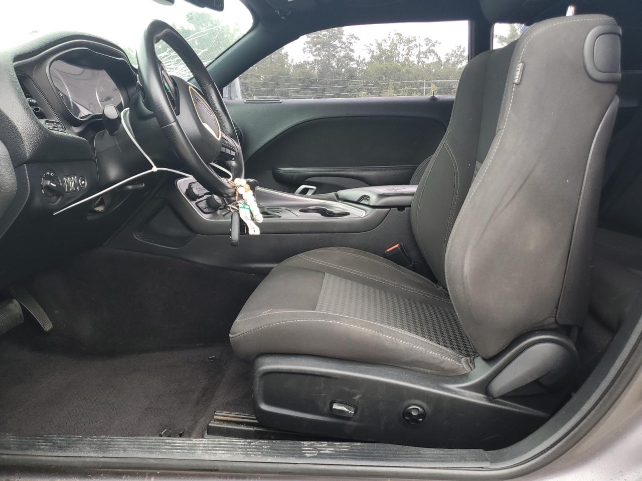 2018 Dodge Challenger Sxt VIN: 2C3CDZAG0JH162133 Lot: 70996025