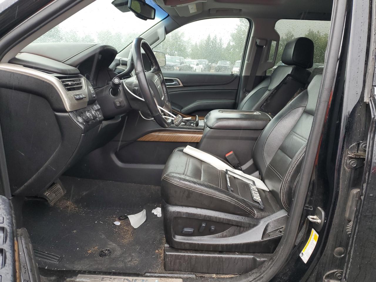 2019 GMC Yukon Xl Denali VIN: 1GKS2HKJ6KR223525 Lot: 71738825