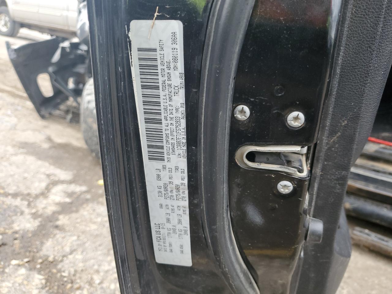 2015 Ram 1500 St VIN: 1C6RR7FT1FS752933 Lot: 80317805