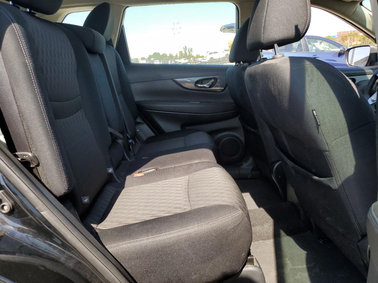 2018 Nissan Rogue S VIN: 5N1AT2MT5JC797689 Lot: 81371535