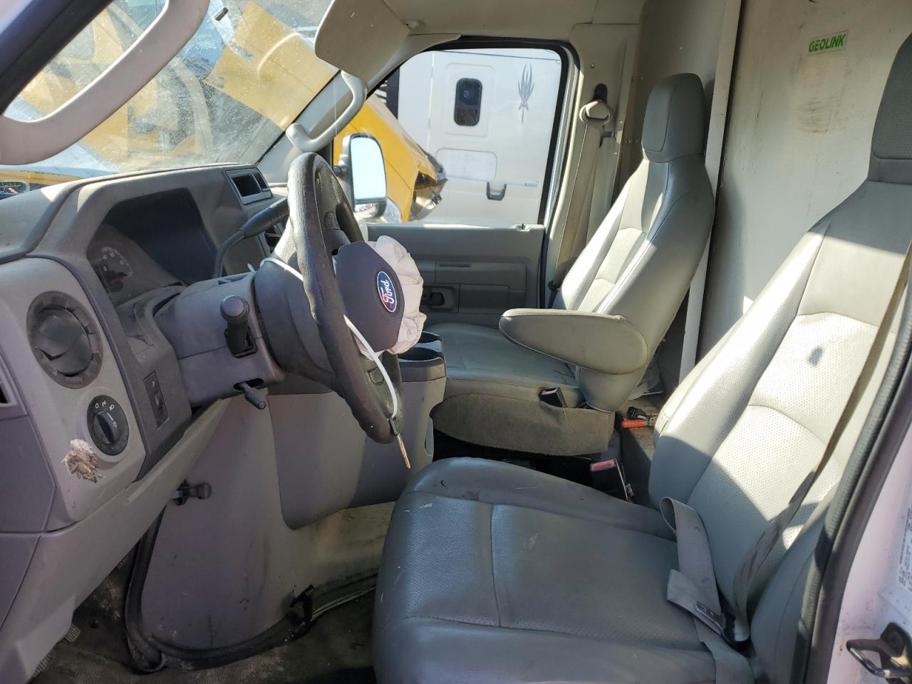 2015 Ford Econoline E350 Super Duty Cutaway Van VIN: 1FDWE3FL3FDA11828 Lot: 71465255