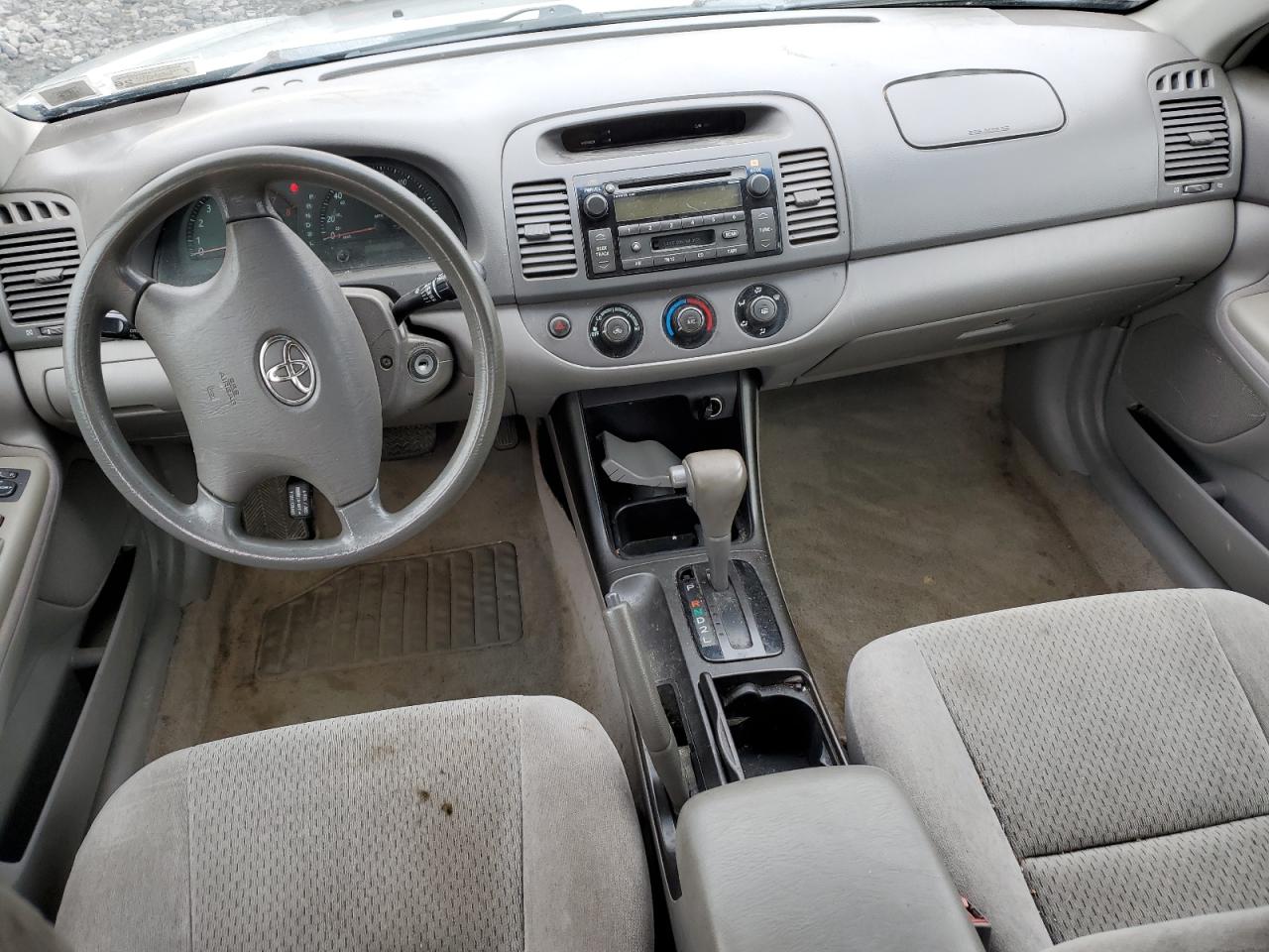 2003 Toyota Camry Le VIN: 4T1BE32K53U132139 Lot: 81138215