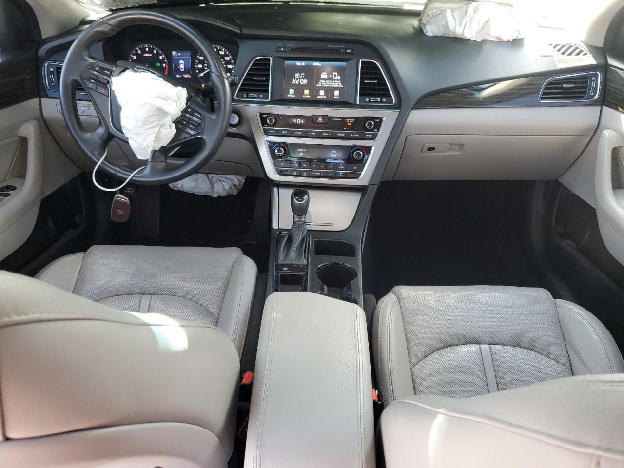 2017 Hyundai Sonata Sport VIN: 5NPE34AF7HH561365 Lot: 84050535