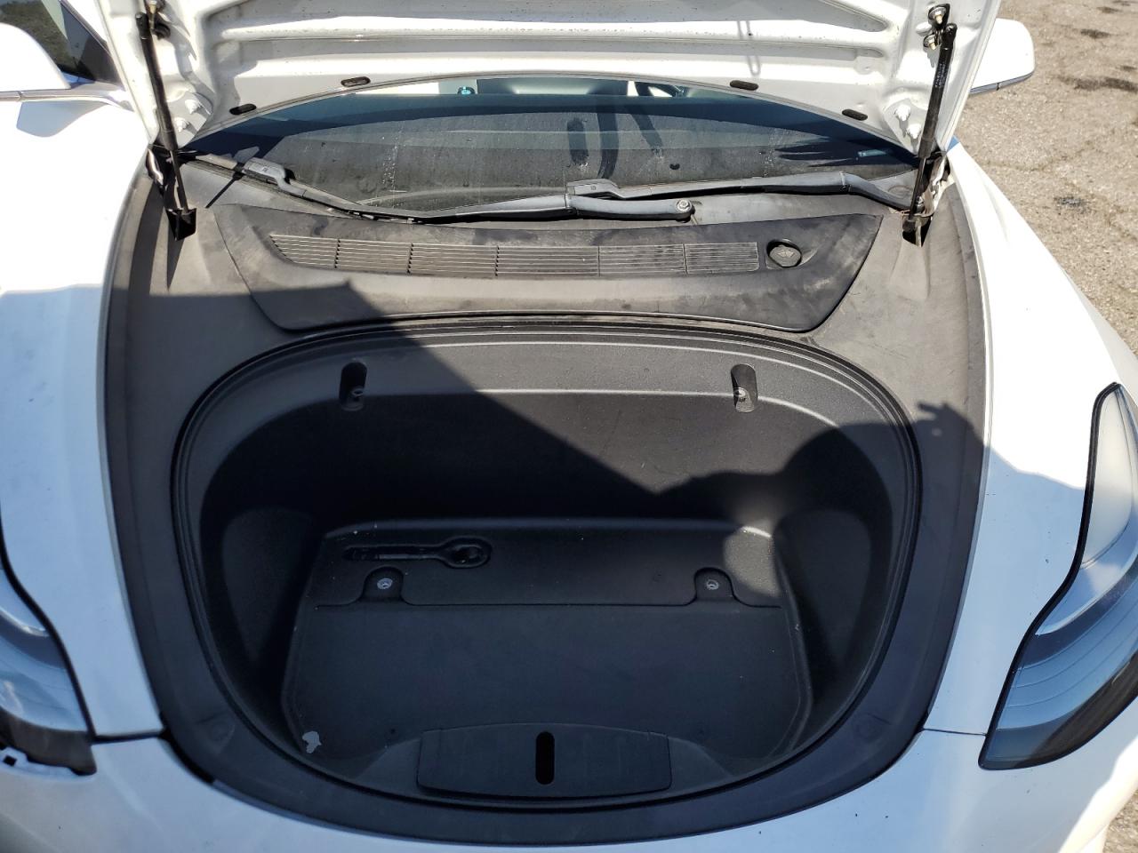 2020 Tesla Model 3 VIN: 5YJ3E1EB9LF622889 Lot: 71284295