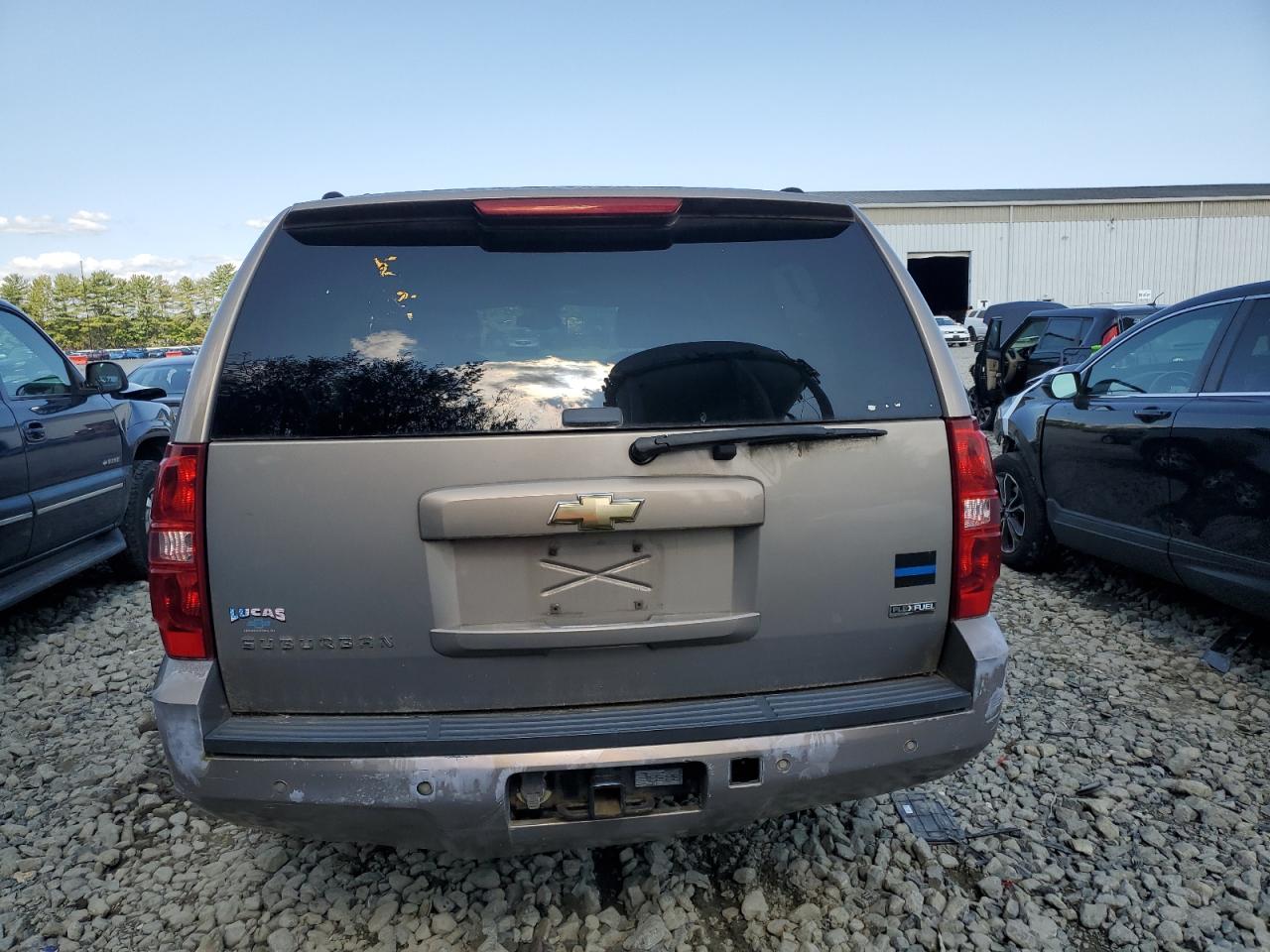 2007 Chevrolet Suburban C1500 VIN: 1GNFC16047J265384 Lot: 80011425
