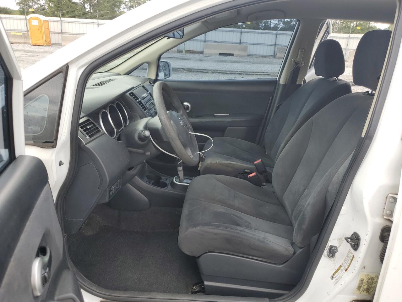 2009 Nissan Versa S VIN: 3N1BC13E09L363138 Lot: 84610965