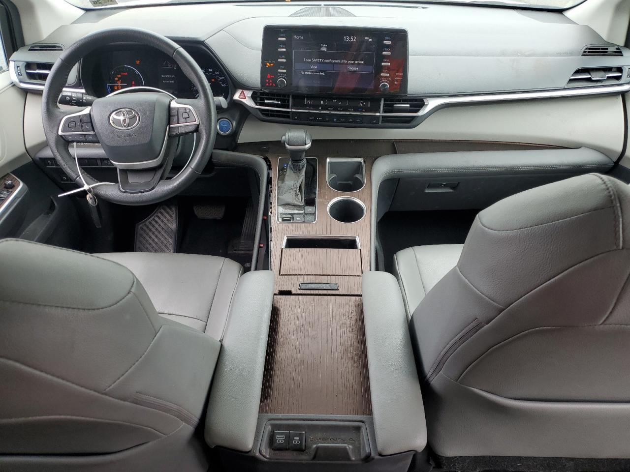 2021 Toyota Sienna Xle VIN: 5TDYRKEC5MS057157 Lot: 70670485