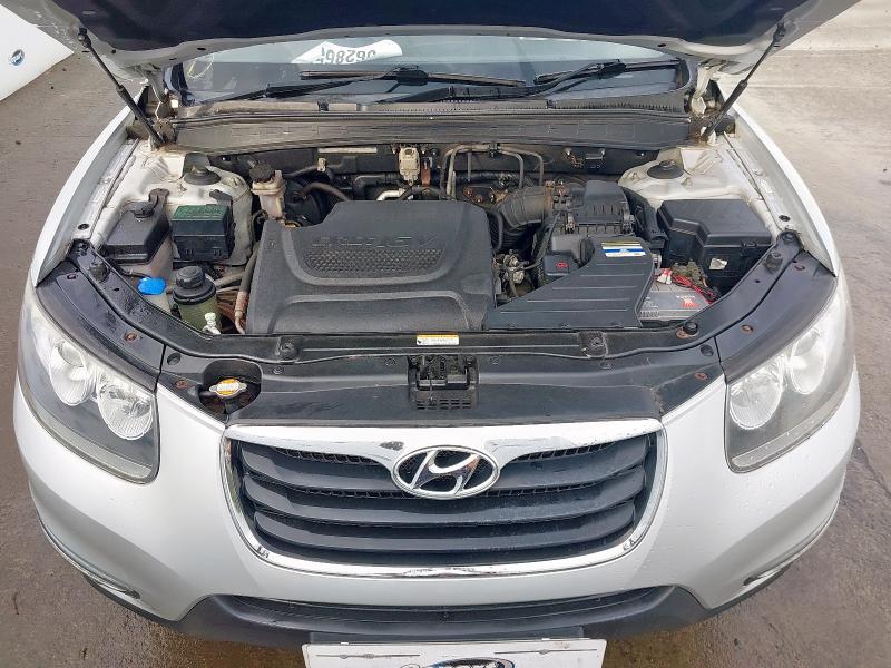 2011 HYUNDAI SANTA FE PREMIUM