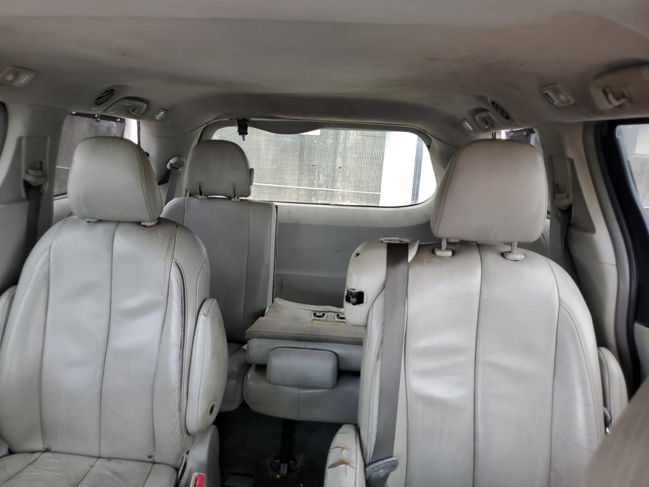2014 Toyota Sienna Xle VIN: 5TDYK3DC4ES414728 Lot: 83831305