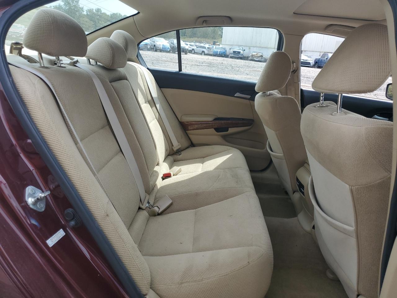 2011 Honda Accord Ex VIN: 1HGCP3F71BA024451 Lot: 84254795