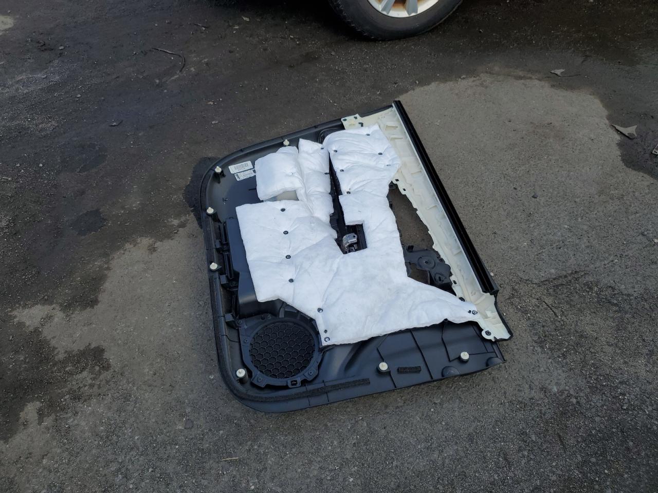 2018 Nissan Rogue S VIN: 5N1AT2MT8JC784175 Lot: 81083075