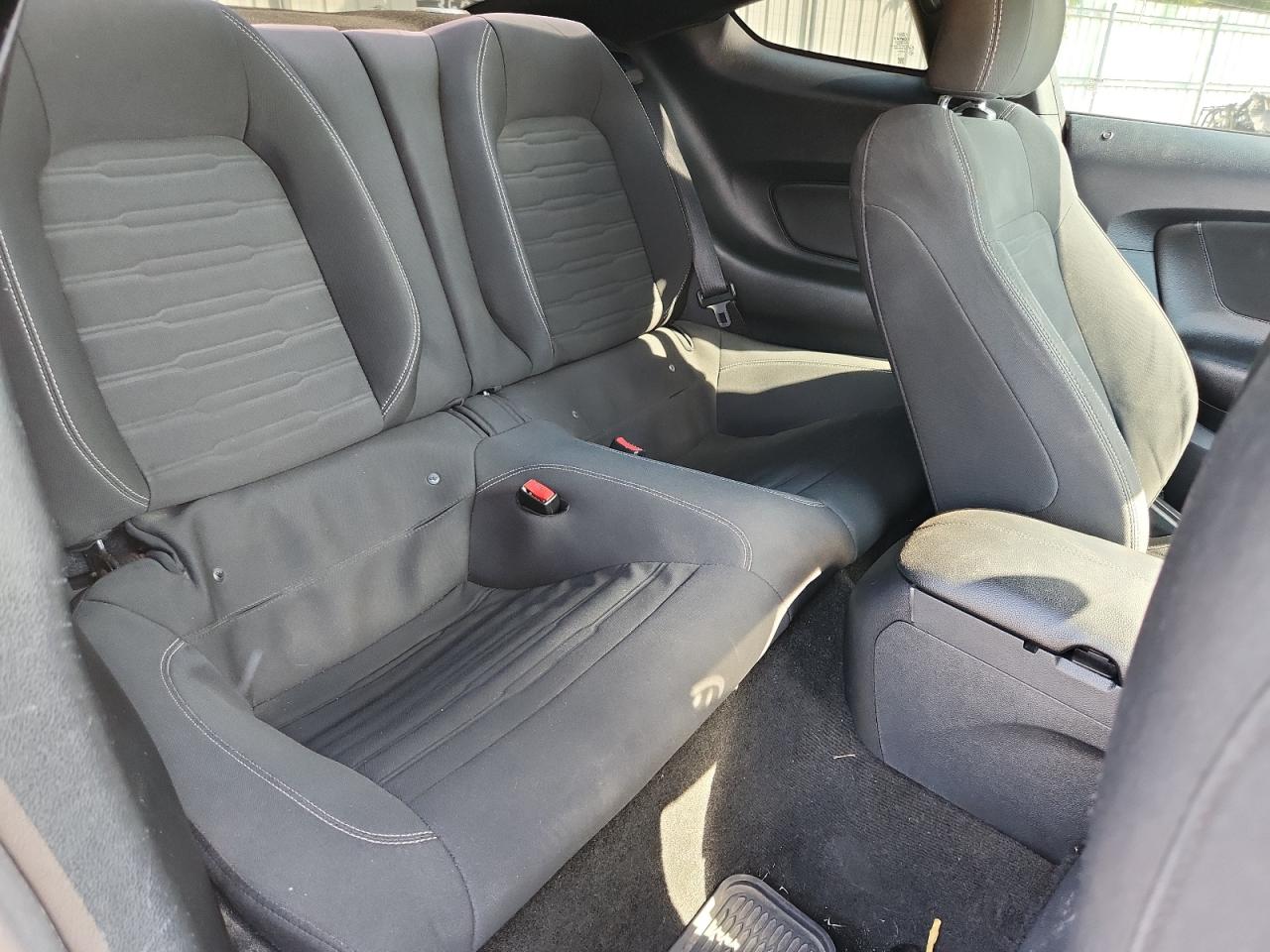 2015 Ford Mustang VIN: 1FA6P8TH2F5403825 Lot: 81870655