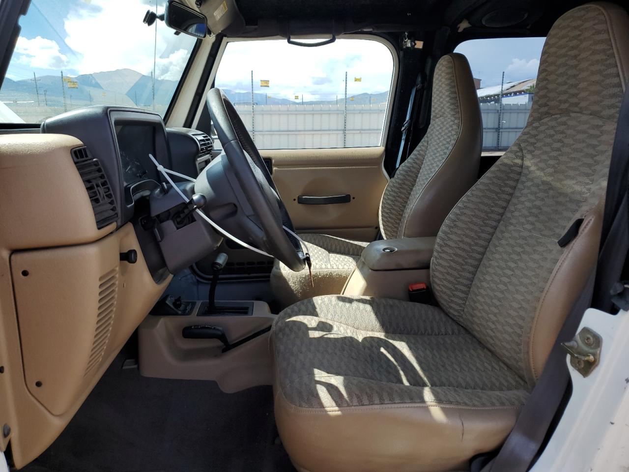 2000 Jeep Wrangler / Tj Sport VIN: 1J4FA49SXYP700513 Lot: 80155385
