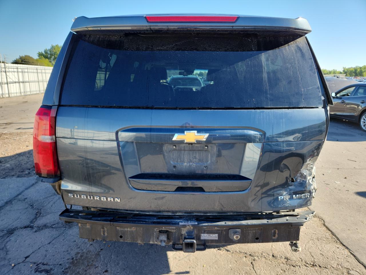 2019 Chevrolet Suburban K1500 Premier VIN: 1GNSKJKJ4KR291381 Lot: 81253725