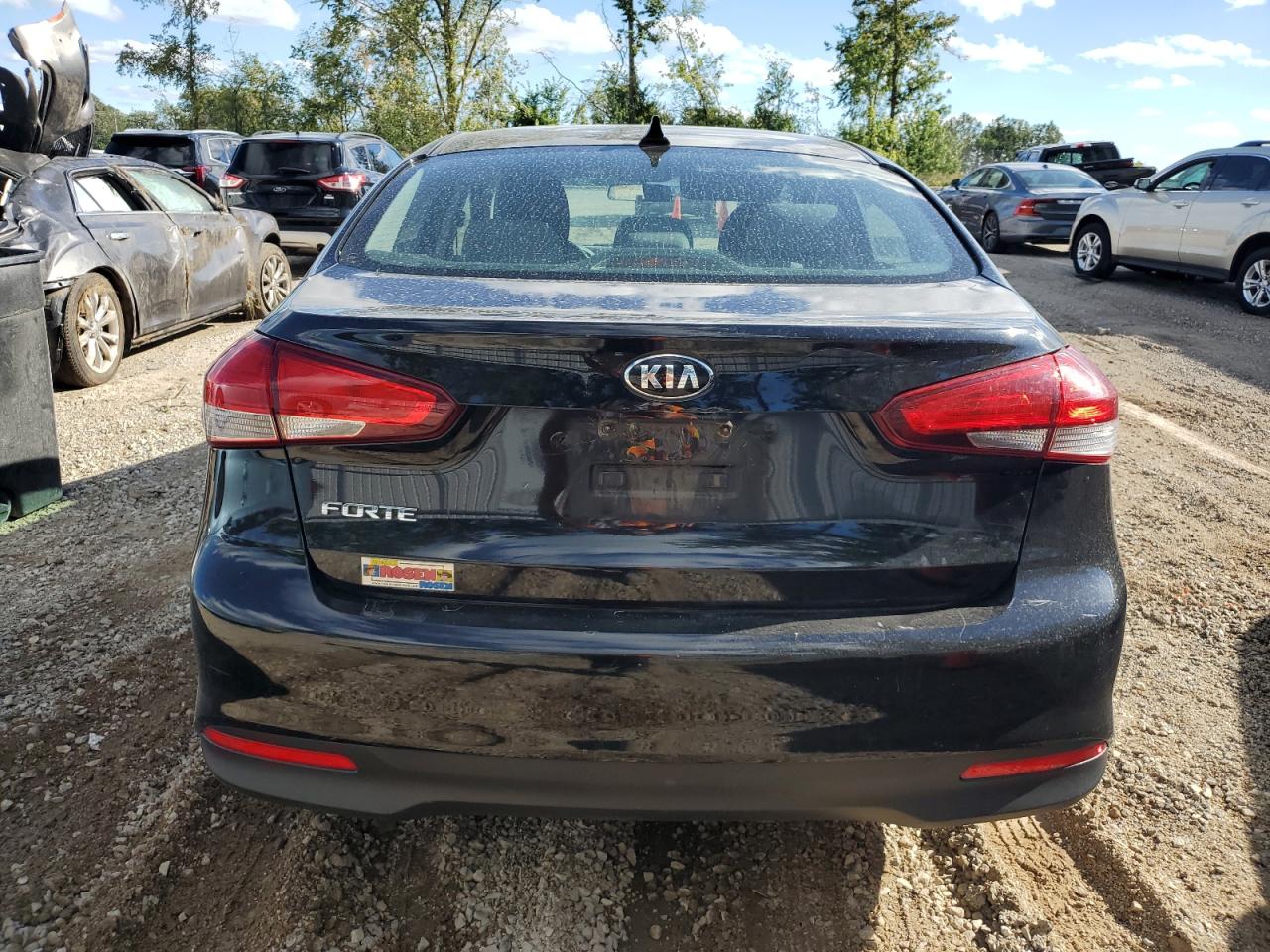 2018 Kia Forte Lx VIN: 3KPFK4A71JE186602 Lot: 71244815