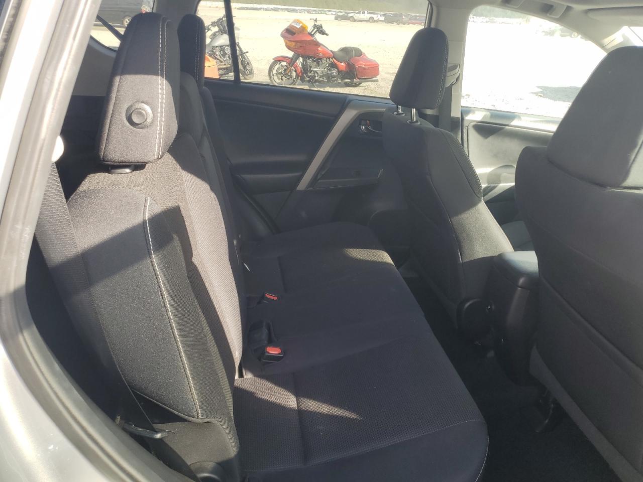 2017 Toyota Rav4 Xle VIN: 2T3WFREVXHW335713 Lot: 83984275