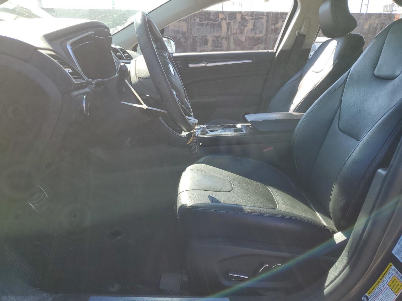 2018 Ford Fusion Titanium/Platinum VIN: 3FA6P0D98JR266663 Lot: 83958475