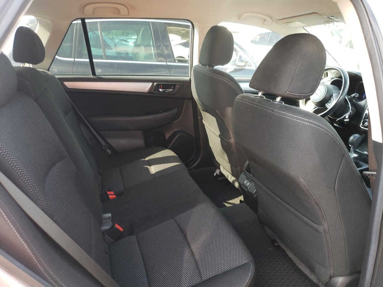 2019 Subaru Outback 2.5I Premium VIN: 4S4BSAFC4K3298382 Lot: 81372405