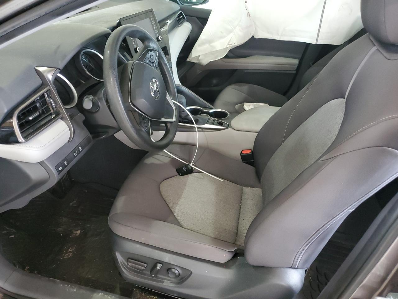 2022 Toyota Camry Le VIN: 4T1C31AK6NU575970 Lot: 83967945