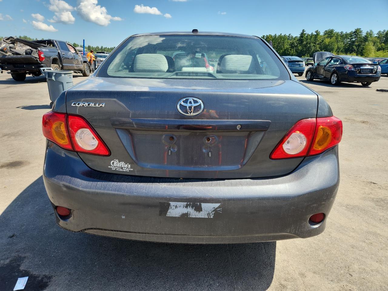 2010 Toyota Corolla Base VIN: 2T1BU4EE5AC235512 Lot: 71193335