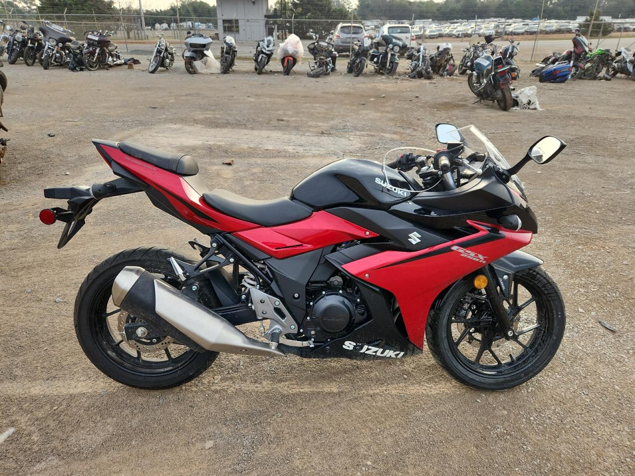 SUZUKI GSX250 2023. Lot# 81700025. VIN LC6DN11A9P1100095. Photo 1